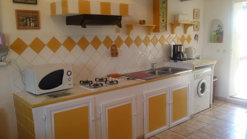 Villa Mas de l'Ancienne Magnanerie à Mallemort Extérieur photo