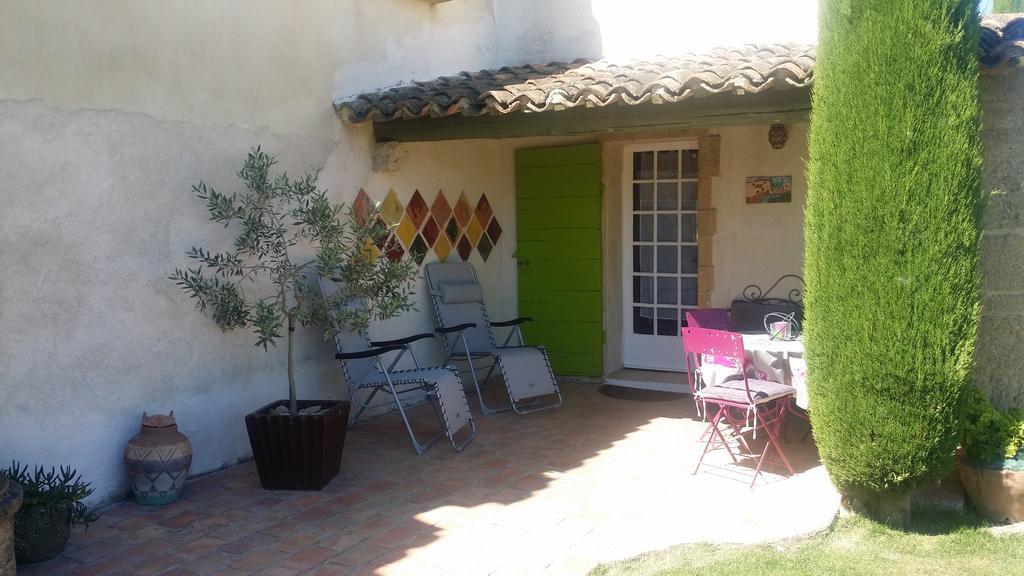 Villa Mas de l'Ancienne Magnanerie à Mallemort Extérieur photo